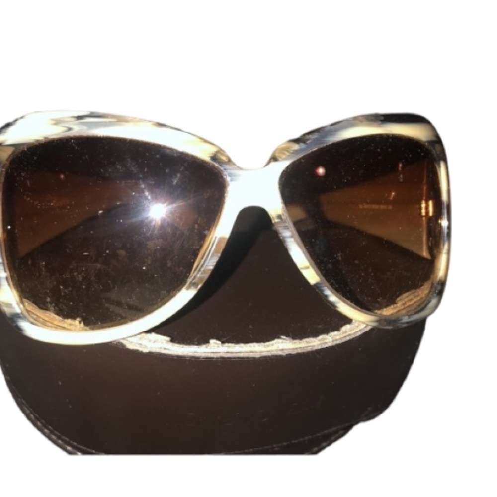 Gucci tortoise & bone authentic original case like new , perfect